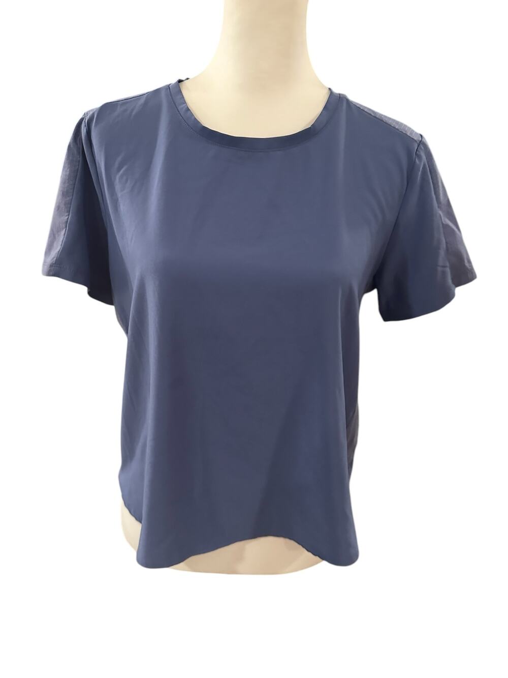 Avalanche Blue Short Sleeve top Medium